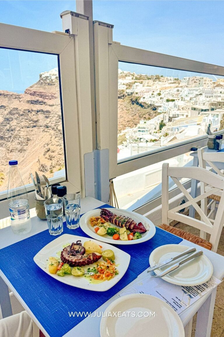 JULIAXEATS - GREECE - SANTORINI - Mama Thira’s Tarven