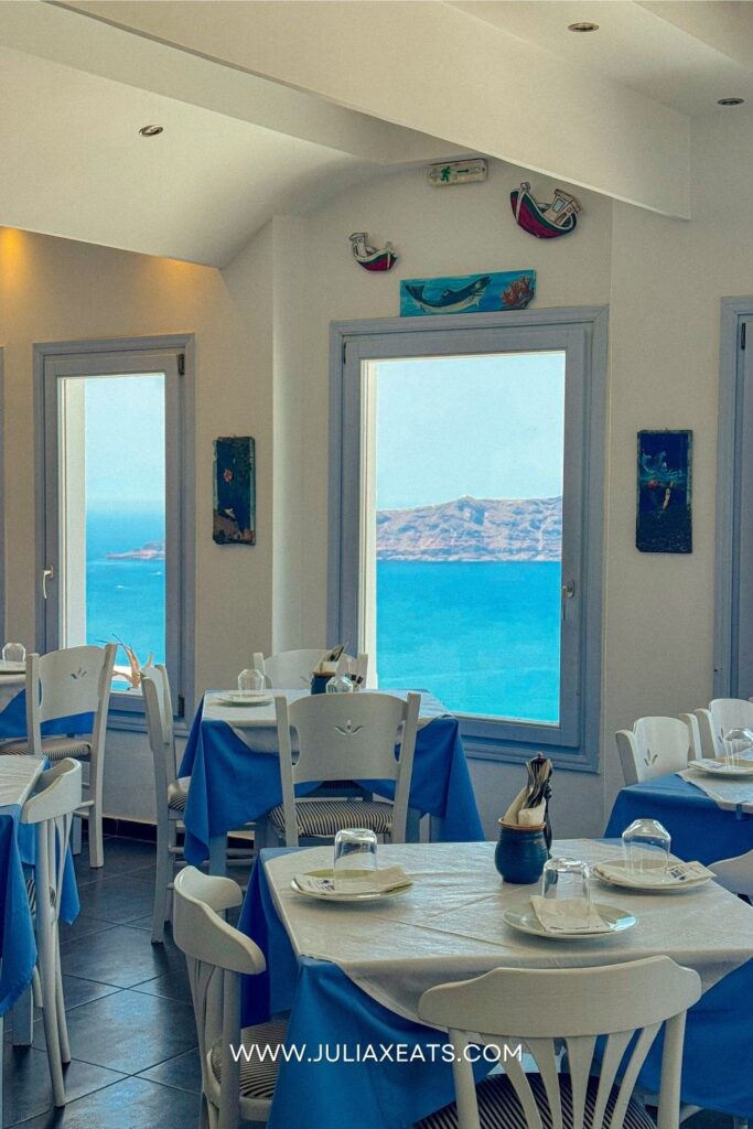 JULIAXEATS - GREECE - SANTORINI - Mama Thira’s Tarven