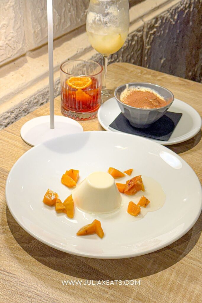 JULIAXEATS - Italy - Puglia - Palazzo Circolone - Civico 13