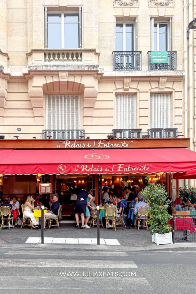 France - Paris - Relais de l'Entrecôte - JULIAXEATS 