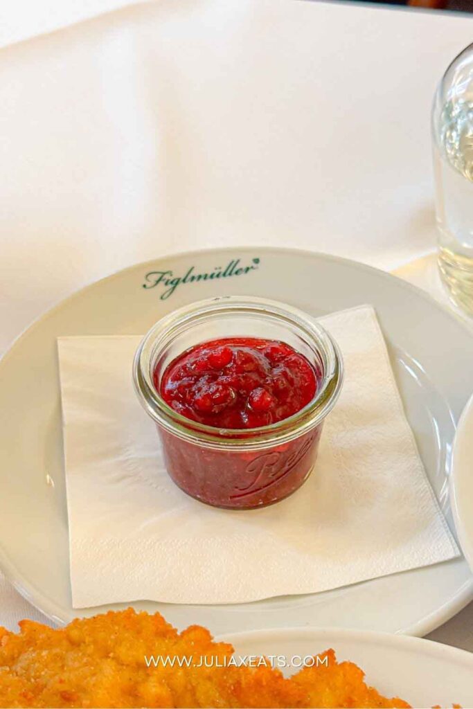 JXE - Blog Posts - JULIAXEATS - AUSTRIA - VIENNA - FIGMULLER