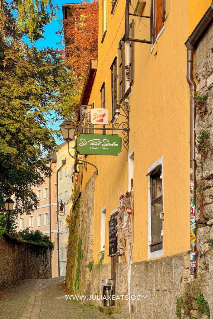 JULIAXEATS - Austria - Salzburg - Pauli Stubm
