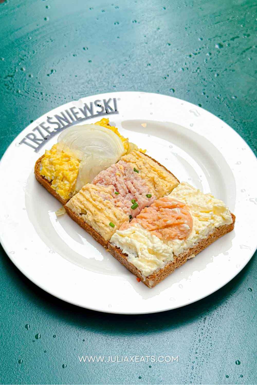 juliaxeats - Austria - Vienna - Buffet Trzesniewski Dorotheergasse