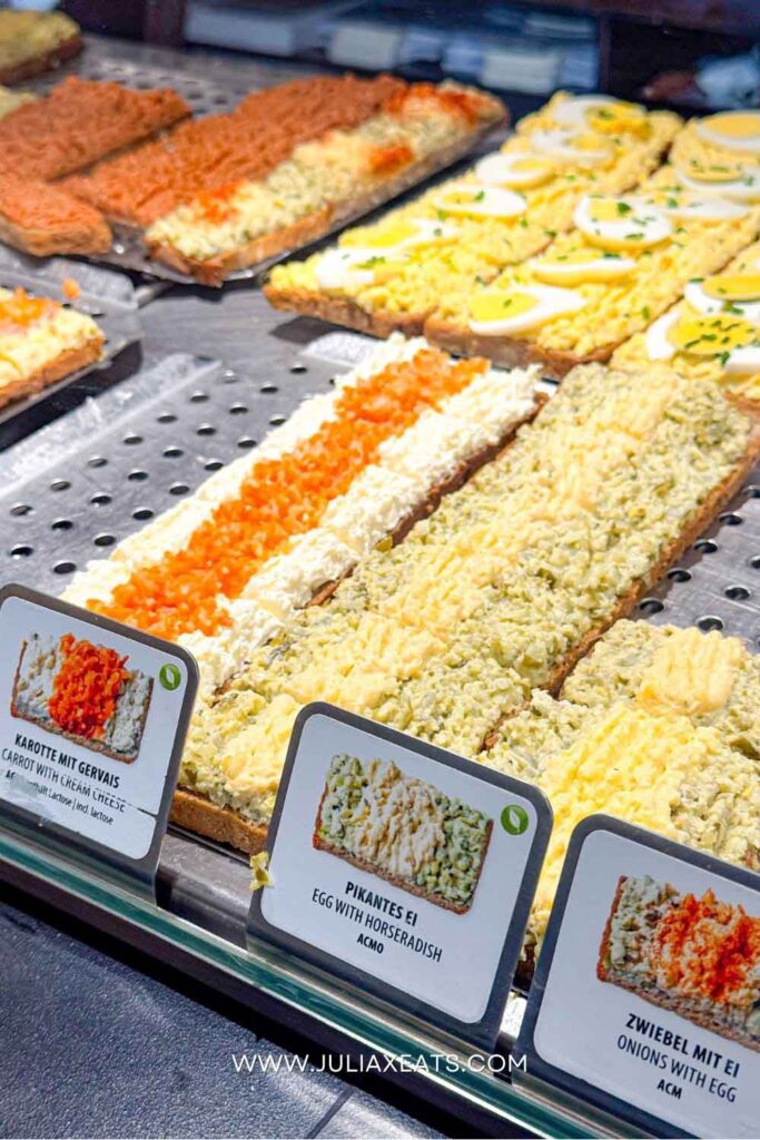 juliaxeats - Austria - Vienna - Buffet Trzesniewski Dorotheergasse