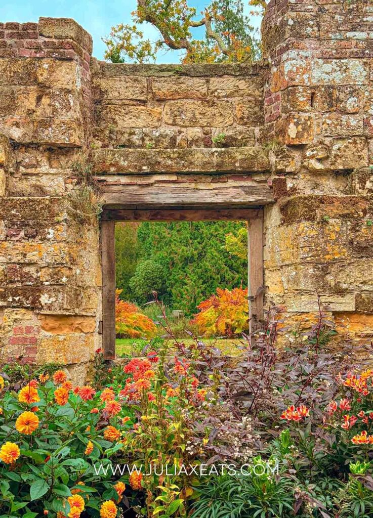 JULIAXEATS - UK - London - Scotney Castle