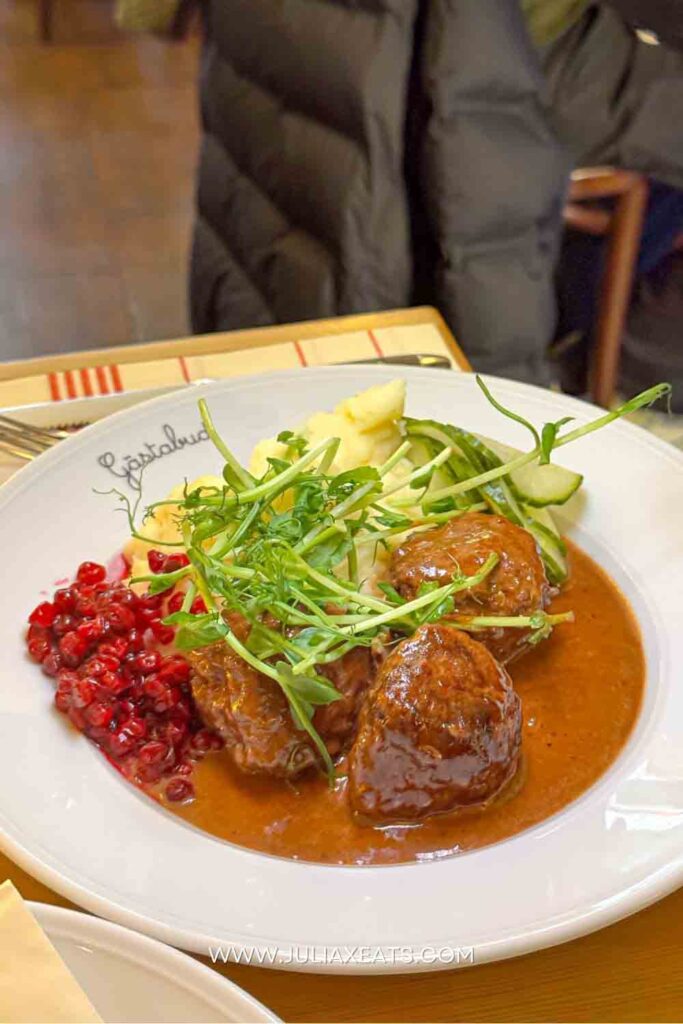 JULIAXEATS - STOCKHOLM - SWEDEN - Lilla Gästabud