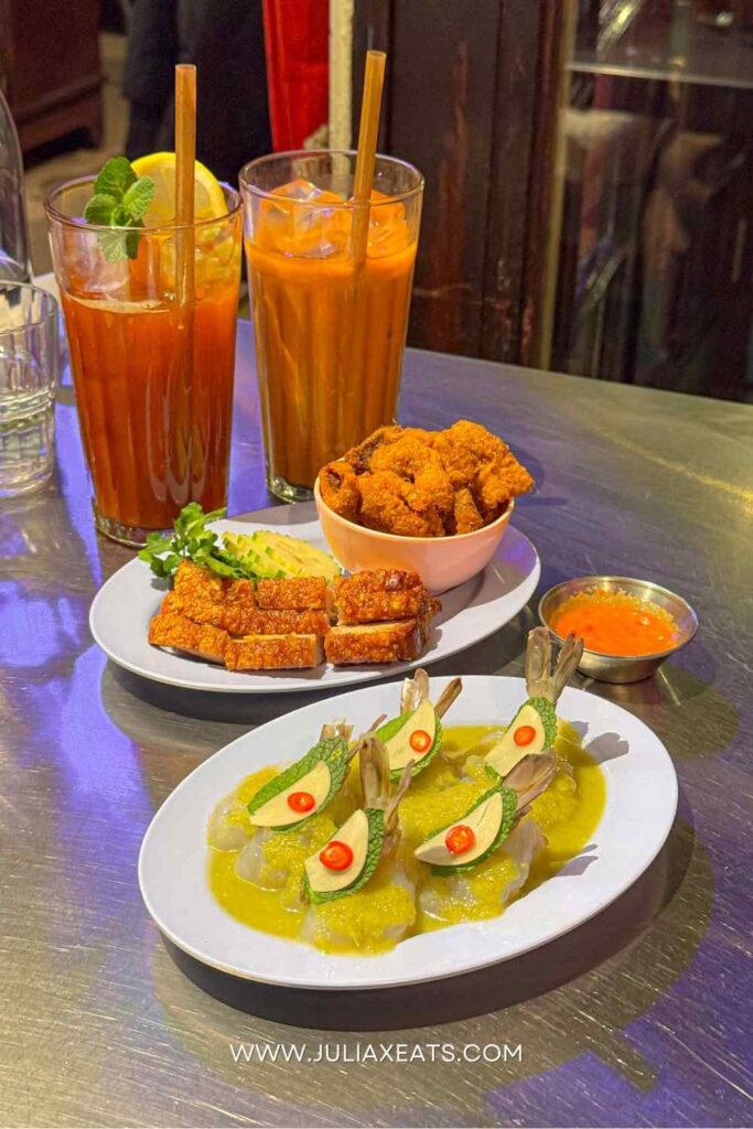 JULIAXEATS - UK - LONDON - SPEEDBOAT