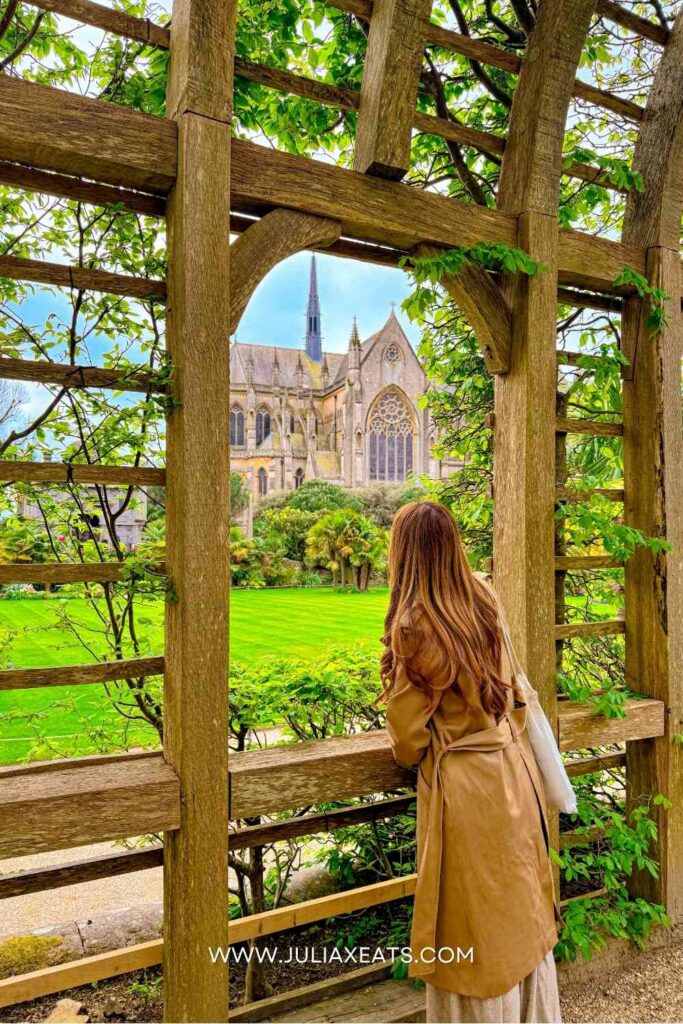 JXE - UK - ADRUNEL CASTLE