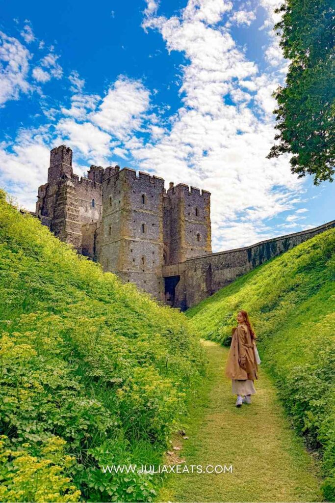 JXE - UK - ADRUNEL CASTLE